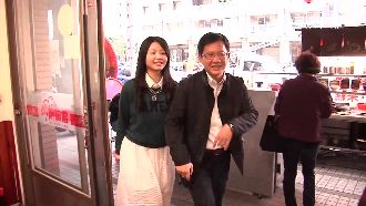 打選戰連累女兒　張廖萬堅落下男兒淚