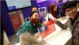 Taiwan No.1，Angry Pug，黃郁棋攝