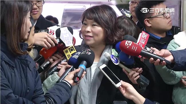 黃敏惠：最近我比較黑，因為被抹黑