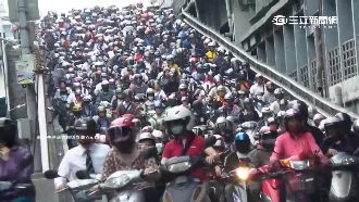 駕照非終身！75歲以上駕駛需重考照