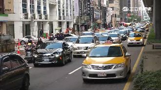 北市塞到爆！柯文哲：員警重返路口