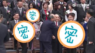 資深就知穿X色！立委大合照有心機