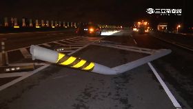 a倍力橋撞柱0600