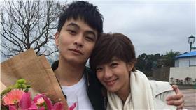 楊銘威,賴雅妍,愛上哥們,楊銘威臉書