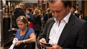 手機、LINE-蘭姆酒吐司