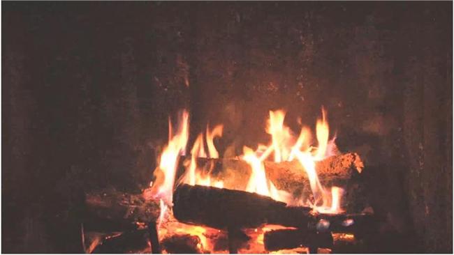 過年無聊嗎？開電腦就可以圍爐囉！