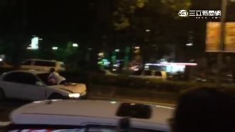 火爆三人行！開槍、撞車屢登新聞版面