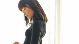 指原莉乃全新寫真秀性感大露渾圓美臀