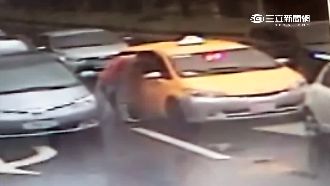 按喇叭遭痛毆　惡煞臨走前竟自稱員警