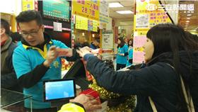 台灣彩券、台彩、大樂透、威力彩、大福彩、百萬大紅包-王怡翔攝