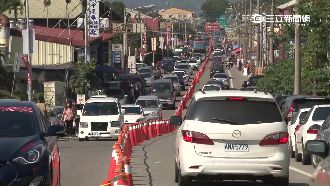 桃太郎村、紫南宮吸人潮　竹山塞爆了