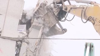 21輛大鋼牙開咬　營救底層A、G棟