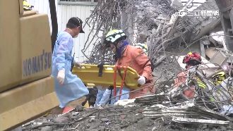 張佳淇肉身護兩子　至死都要相依偎