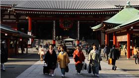 寂寞星球2016年十大推薦旅遊國度-日本
圖片來源:tokyotimes
http://www.tokyotimes.com/top-5-tourist-traps-for-foreign-visitors-in-japan/