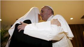 羅馬天主教教宗方濟各與俄羅斯東正教宗主教（大牧首）基里爾一世（圖／路透社／達志影像）