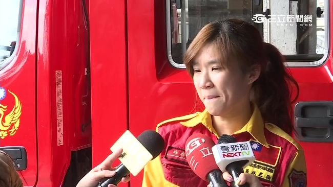 不捨好友遭活埋！ 女消防員徒手挖屍
