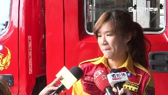 不捨好友遭活埋！ 女消防員徒手挖屍