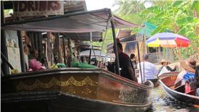 泰國
翻攝https://www.flickr.com/photos/ycliu72/9189607724/in/photolist-6mAJCq-7CFQJz-7CKbnL-8ZYKxQ-f149du-f14nms-7CTkgS-7CFRec-7LYo3G-7uXRpE-43rbF-69sWi2-f14bgb-69sWUa-69x5Sf-7CFoup-69sVtP-7uWrHP-7LYi15-8ZYKkL-69wVp3-7CKcoY-69sU4T-69sUBZ-69wXUb-43t3x-69sW1i-69x7R9-7CFR5z-7LUnfk-43sYh-69x1V1-7CKoMj-7CPubZ-69t16V-43sZd-7CFRnB-69x8Ld-69x2cE-7CKGn5-69sVct-69sXHV-69sSc2-69x8yu-69sQEv-43tTU-69sUgX-7LYoS1-f14czo-69sPnV