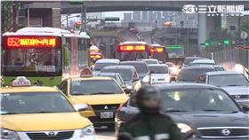 台北市忠孝橋、通車、行車、塞車