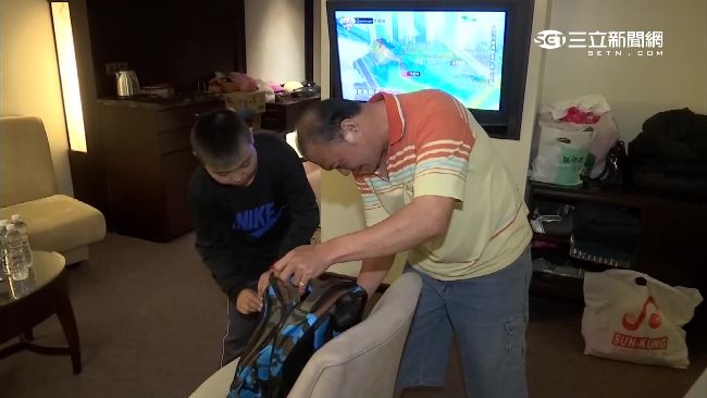 東西全被埋！維冠學童唸書課本靠補助