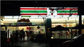 flickr/便利商店/明道大學資訊服務團/https://www.flickr.com/photos/cissmdu/8235517698/