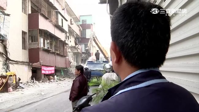 地震後拆危樓　災民盼重建比照921