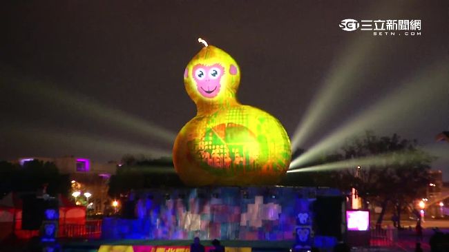 PK黃色小鴨？福祿猴移師基隆展出