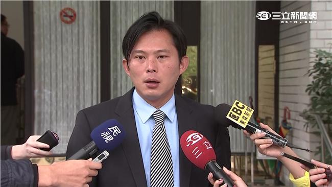 黃國昌：台灣依舊被威權幽靈困擾著