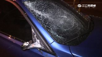 路旁突竄出行人　駕駛反應不及撞上