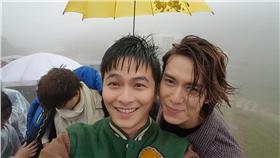 愛上哥們-翻攝自楊銘威臉書