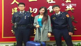 空姐玩警槍0630.