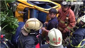 新北市新店區翻車意外