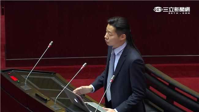 林昶佐讚夏立言：你跟馬英九不一樣