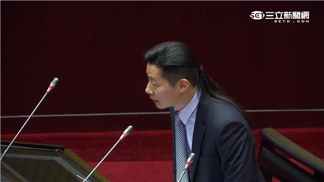 兩岸對等　林昶佐：對岸應稱中華北京