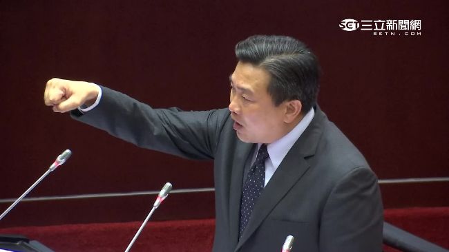 王定宇名嘴變立委　質詢處女秀超犀利