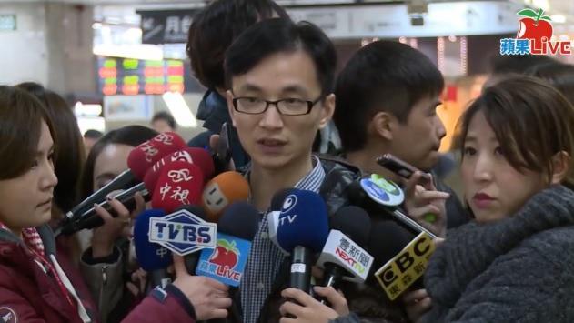 方丈撇政治鬥爭：有李正皓做假帳鐵證