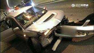 「廢輪胎皮」殺人　駕駛輾過險喪命