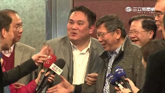 柯文哲宴請藍議員　19人出席給面子