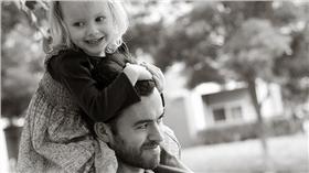 ▲父女情深。（圖／攝影者Vivian Chen [陳培雯], Flickr CC ）
https://goo.gl/S6EgP2
親情,父女