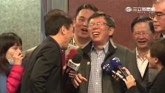 佩琪知道嗎？柯文哲和她共喝一杯酒