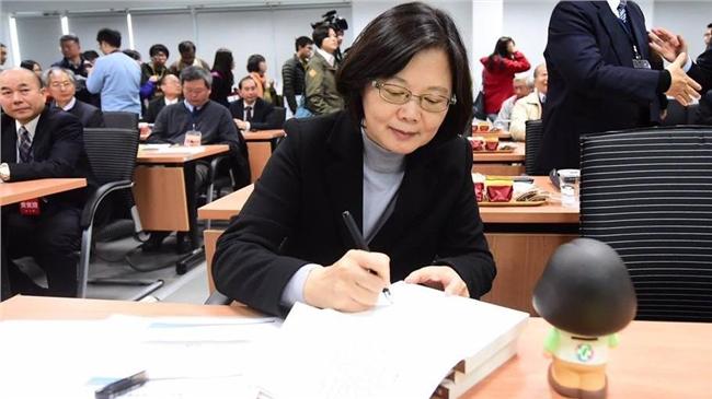 重申選前這句話　蔡英文擬國家級戰略