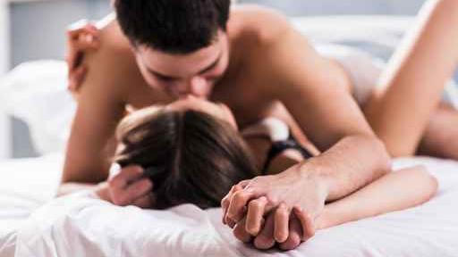 老公約砲　孕妻LINE她「很爽齁」