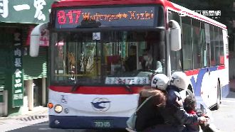 公車死角意外多！三步驟轉彎有訣竅