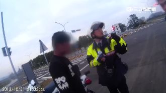 男酒駕逆向被抓　急call爸爸救援