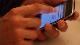 用手機
翻社https://www.flickr.com/photos/rgarciasuarez74/3625703038/in/photolist-6woFcm-niPvNB-4LPvTt-nh1eLy-9cpSvm-6apcLJ-8EVf6r-21Wc7F-7j8tzA-cwLn4s-dRpeKG-4AR1gT-6kjJNq-yihFc-9UJzvM-74x7rh-4fN3DN-bx2hqk-dfsfrH-dfssq4-7YyKiN-2rFcRn-7iVt5L-6FK7Jf-bop9aB-aQubW6-bx2hFZ-aAJin6-6oqvH6-8R8Z2V-5KsF3p-7FEQG9-55619S-dfsjwh-cwGk7b-tyRpkm-7Ei6wT-4gmH1f-5Qo3Di-asqXbu-cwGkfy-bx2hZX-dccznX-4ocvTz-di9R29-9da1My-5JhZ3m-dfskYw-5QymDm-5Qu5jv