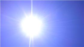 天氣、太陽、陽光（圖／攝影者alexisnyal, Flickr CC License）