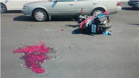 馬偕交通車撞機車、車禍（圖／警察局提供）