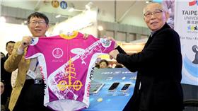 柯文哲,柯P,義賣,車衣,自行車▲圖／台北市政府提供