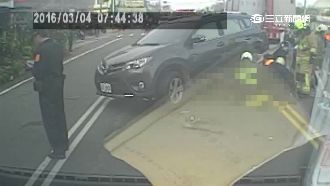 載小孩上學違規迴轉　休旅車輾斃騎士