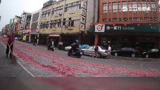 吵整晚！廟會煙火猶如「行動軍火庫」